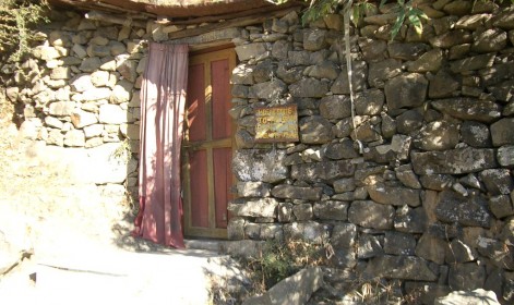 cssheader=[mhead1] header=[casaderetiromonjaTsoPema.JPG] cssbody=[mbody1] body=[<br><em>07/12/2003 15:11</em>]